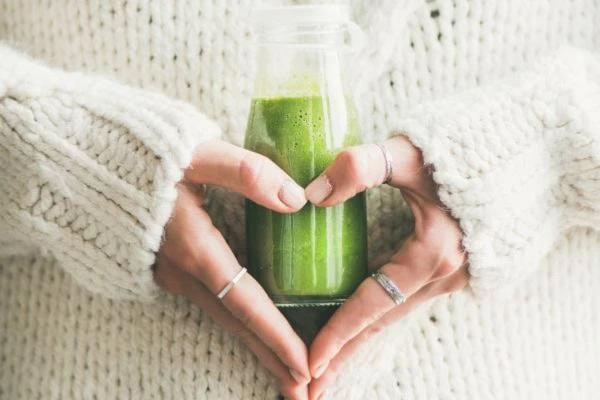 Jus vert dtox & harmonisant au pollen de fleurs